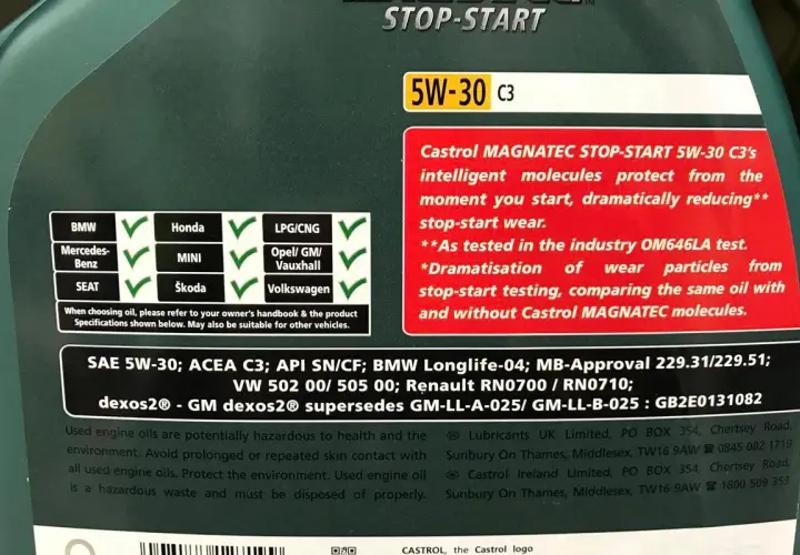 Klasyfikacja olejów silnikowych: tabela marek (BMW, Honda, VW, Opel) i specyfikacji (SAE 5W-30, ACEA C3) dla oleju Castrol MAGNATEC.