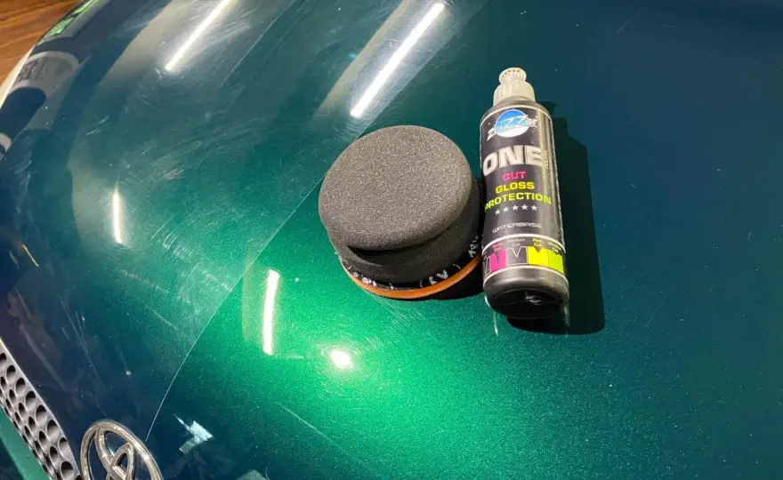 Jak wypolerować auto ręcznie i nie porysować lakieru?