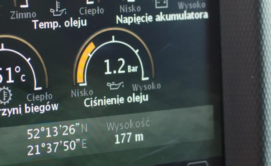 Prawidłowe ciśnienie oleju w silniku benzynowym - normy i pomiar